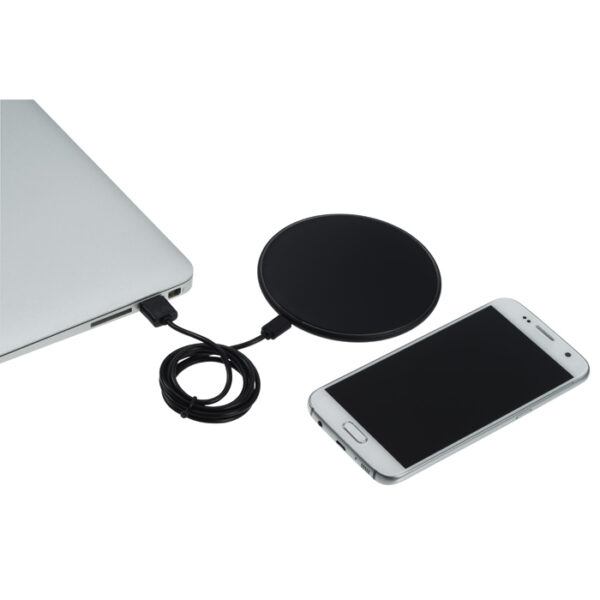 V8 wireless charger out