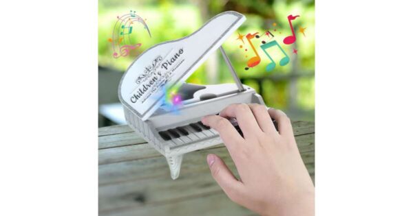 Mini piano ,zongora gyerekeknek ,led világítással,fehér