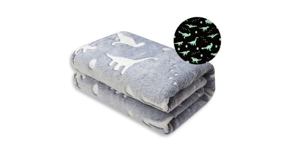 Sötétben világító pihe puha plüss takaró , dinós mintázattal , 150×100